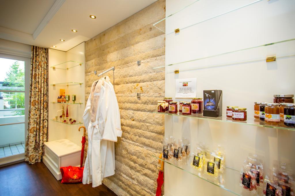 Thermenhotel Quellenhof บาดฟึสซิง ภายนอก รูปภาพ
